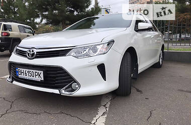 Toyota Camry 2016