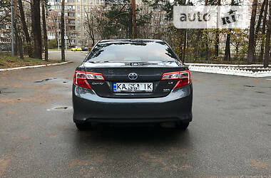 Седан Toyota Camry 2012 в Киеве