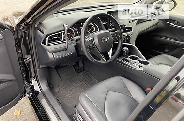 Седан Toyota Camry 2021 в 