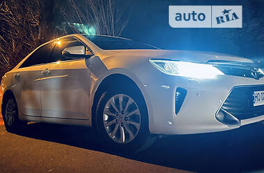 Седан Toyota Camry 2015 в Тернополі