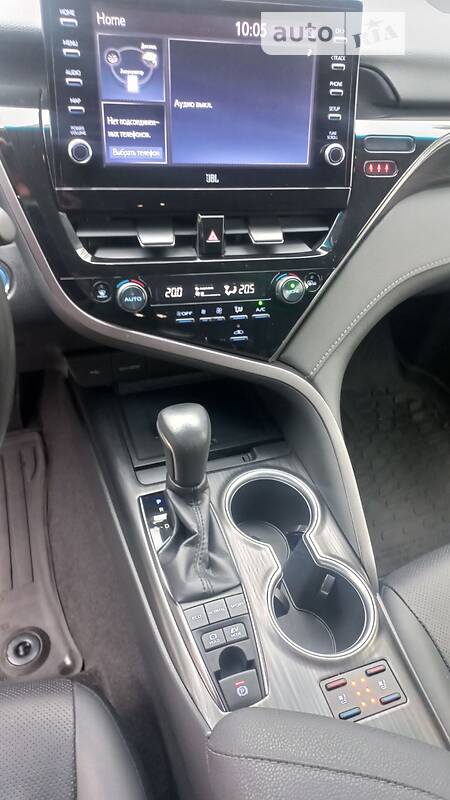 Седан Toyota Camry 2021 в Каменском