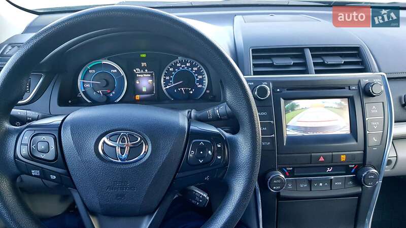 Седан Toyota Camry 2015 в Харкові