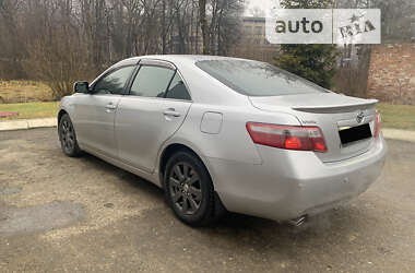 Седан Toyota Camry 2007 в Сторожинці