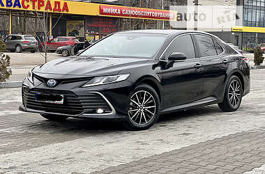 Седан Toyota Camry 2021 в Тернополе