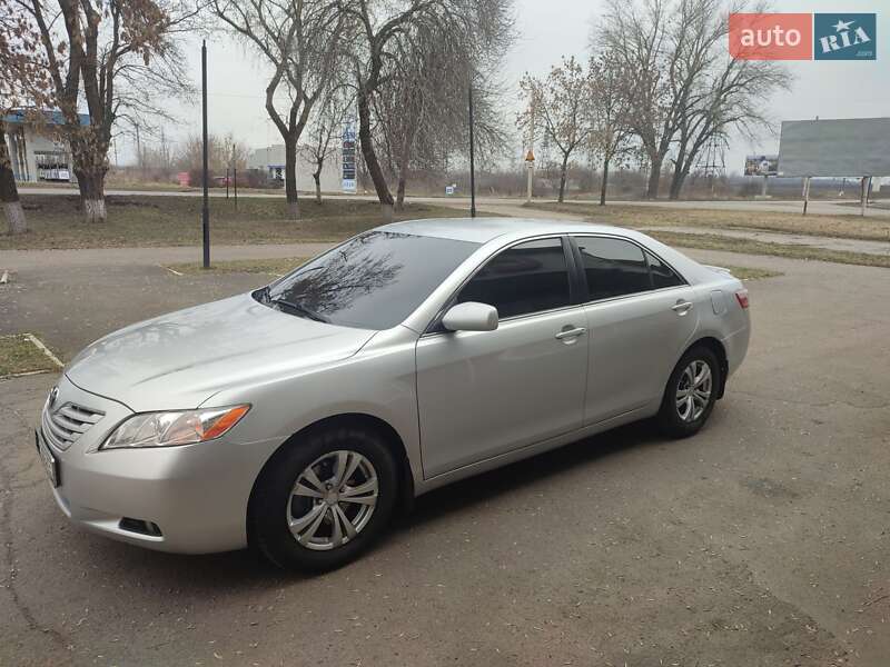 Седан Toyota Camry 2006 в Первомайске