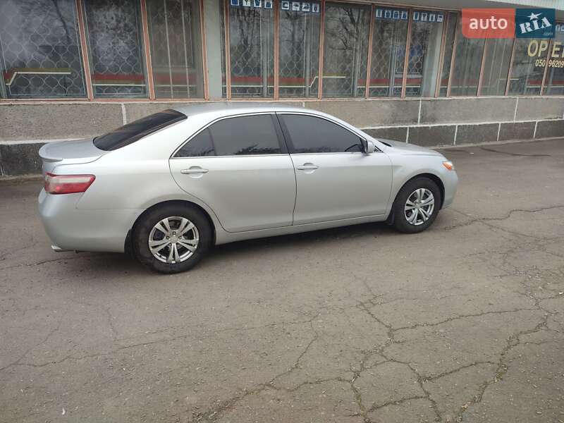Седан Toyota Camry 2006 в Первомайске