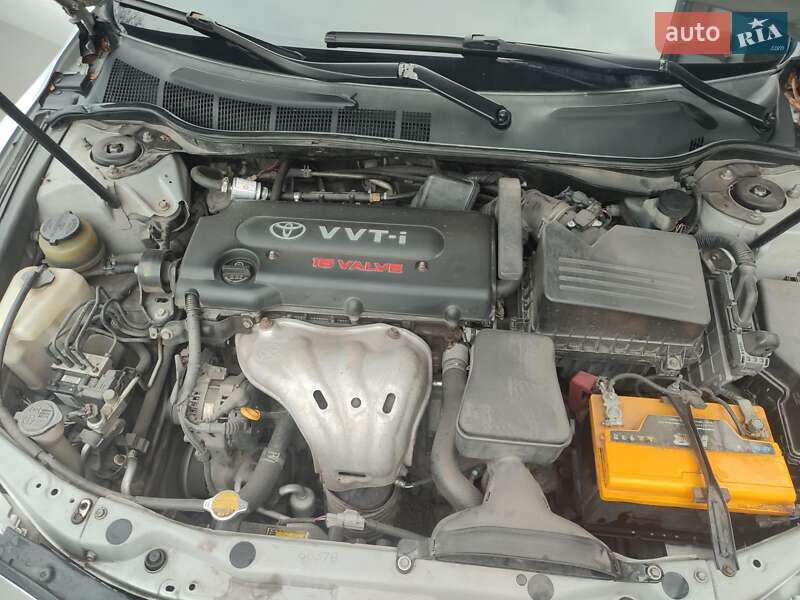 Седан Toyota Camry 2006 в Первомайске
