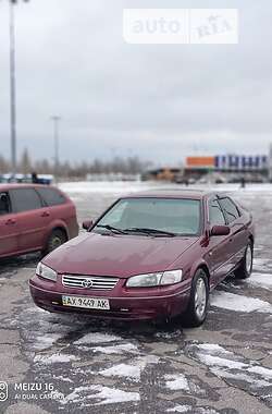 Седан Toyota Camry 1997 в Харькове