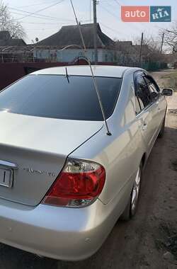 Седан Toyota Camry 2005 в Гайвороне