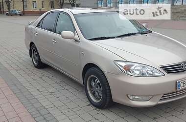 Седан Toyota Camry 2004 в Харькове