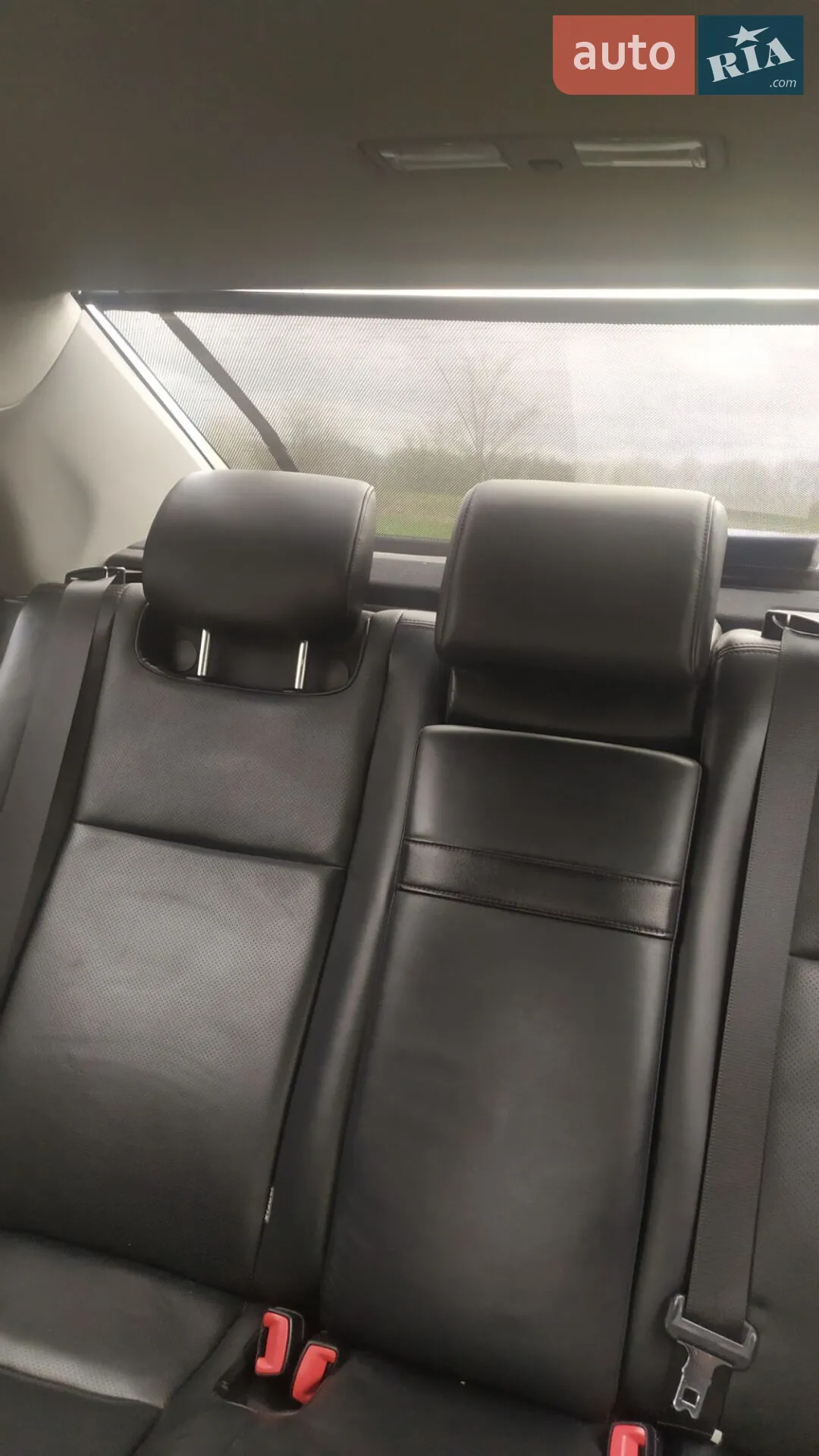 2011 Toyota Camry - мініатюра 11