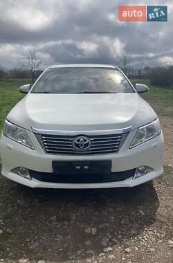 Toyota Camry 2011