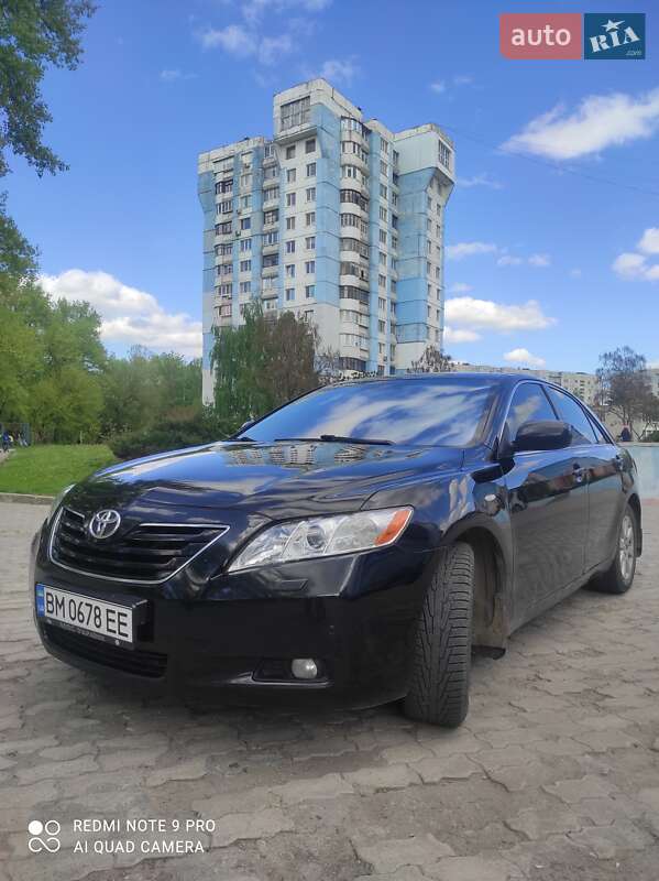 Седан Toyota Camry 2008 в Сумах