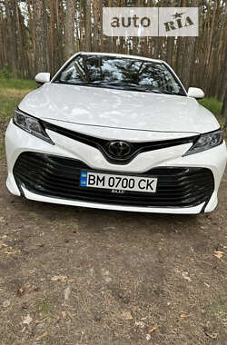 Седан Toyota Camry 2019 в Сумах