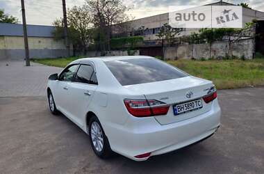 Седан Toyota Camry 2015 в Одессе