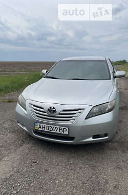 Седан Toyota Camry 2007 в Днепре