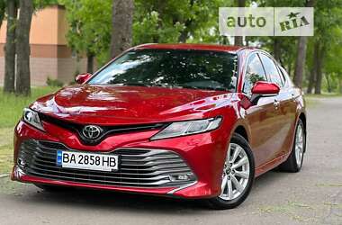 Toyota Camry 2018