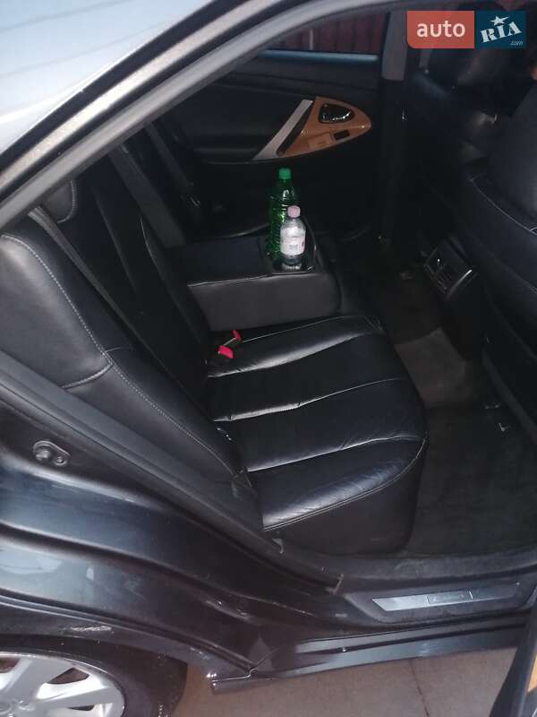 Седан Toyota Camry 2006 в Житомирі