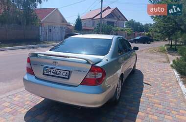 Седан Toyota Camry 2002 в Білгороді-Дністровському