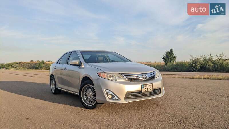 Седан Toyota Camry 2012 в Одесі