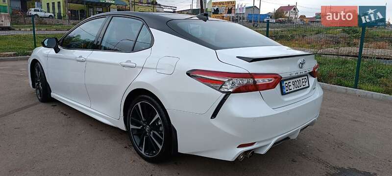 Седан Toyota Camry 2019 в Первомайске