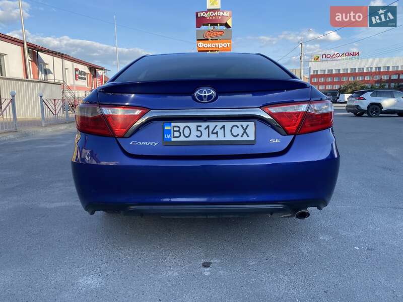 Седан Toyota Camry 2014 в Тернополе
