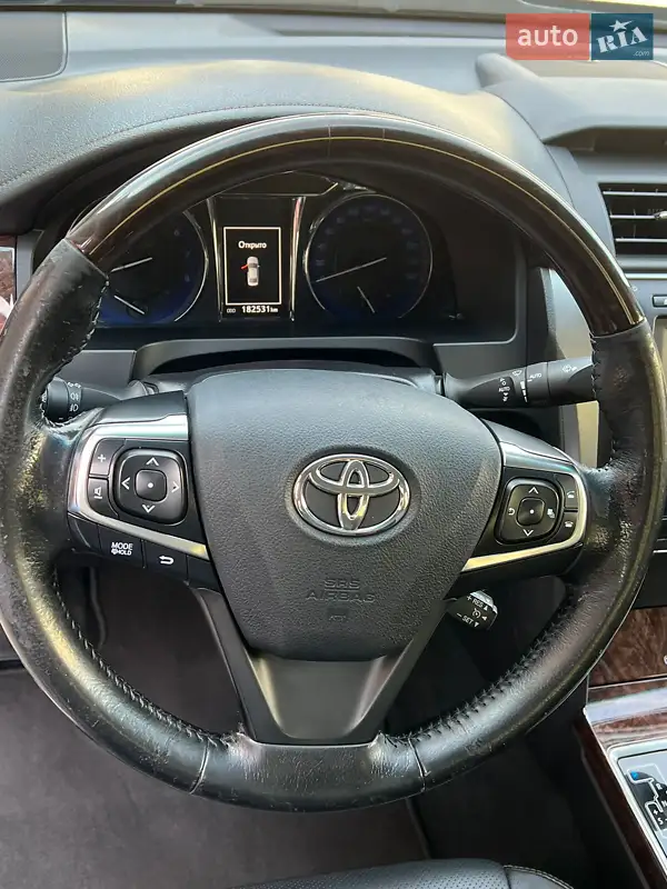 Седан Toyota Camry 2016 в 