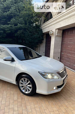 Седан Toyota Camry 2012 в 
