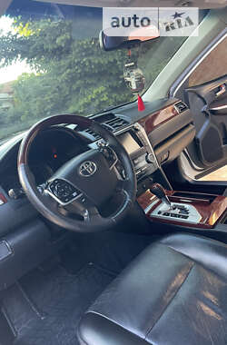 Седан Toyota Camry 2012 в 