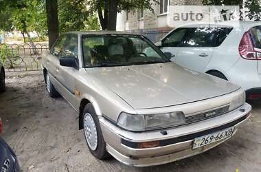 Седан Toyota Camry 1989 в Харкові