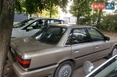 Toyota Camry 1989