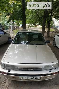 Седан Toyota Camry 1989 в Харкові