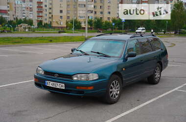 Універсал Toyota Camry 1992 в Івано-Франківську