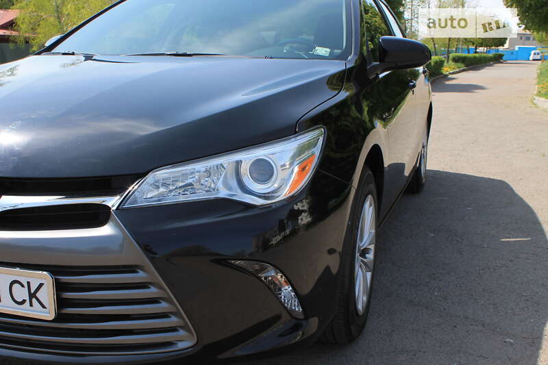 Седан Toyota Camry 2015 в Владимире