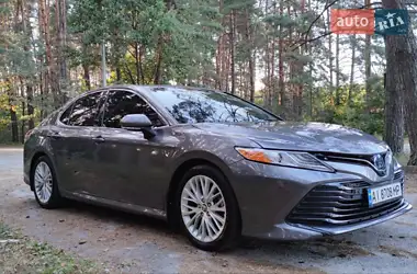 Toyota Camry 2018