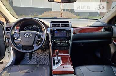 Седан Toyota Camry 2014 в Голованівську