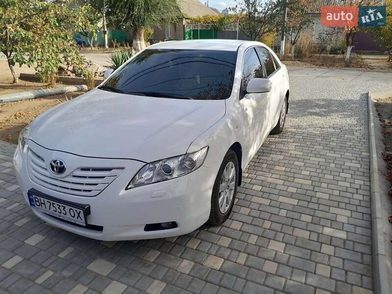 Седан Toyota Camry 2008 в Болграді
