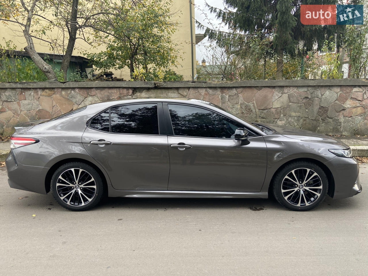 2017 Toyota Camry - мініатюра 26