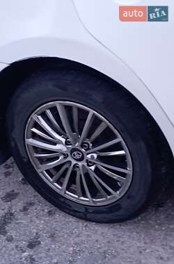 Седан Toyota Camry 2012 в 