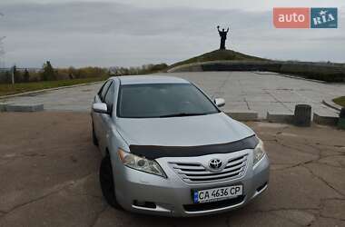 Седан Toyota Camry 2007 в Черкасах