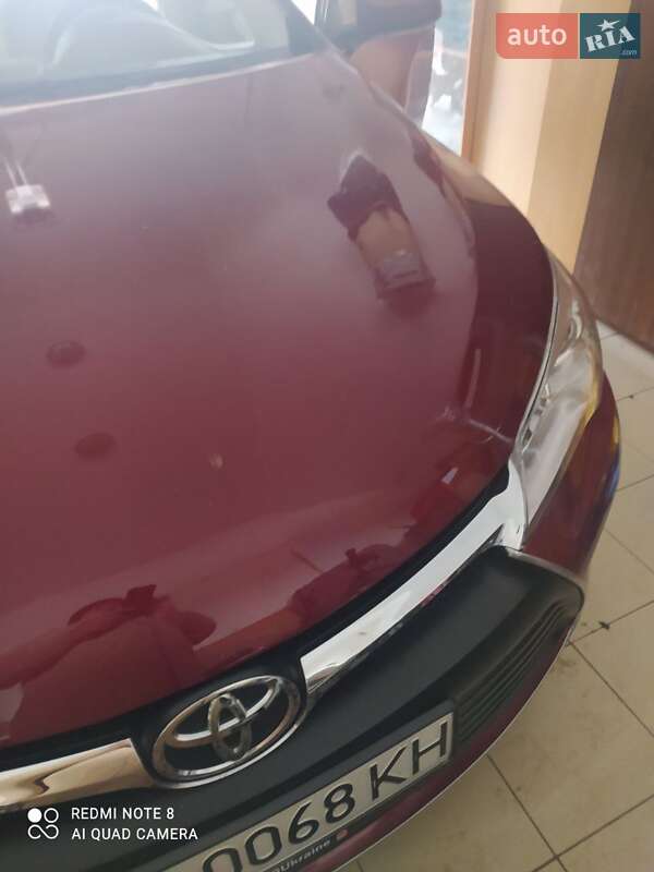 Седан Toyota Camry 2017 в Днепре