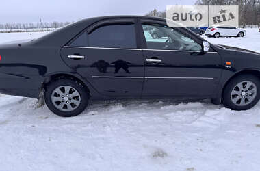 Седан Toyota Camry 2002 в Кропивницком