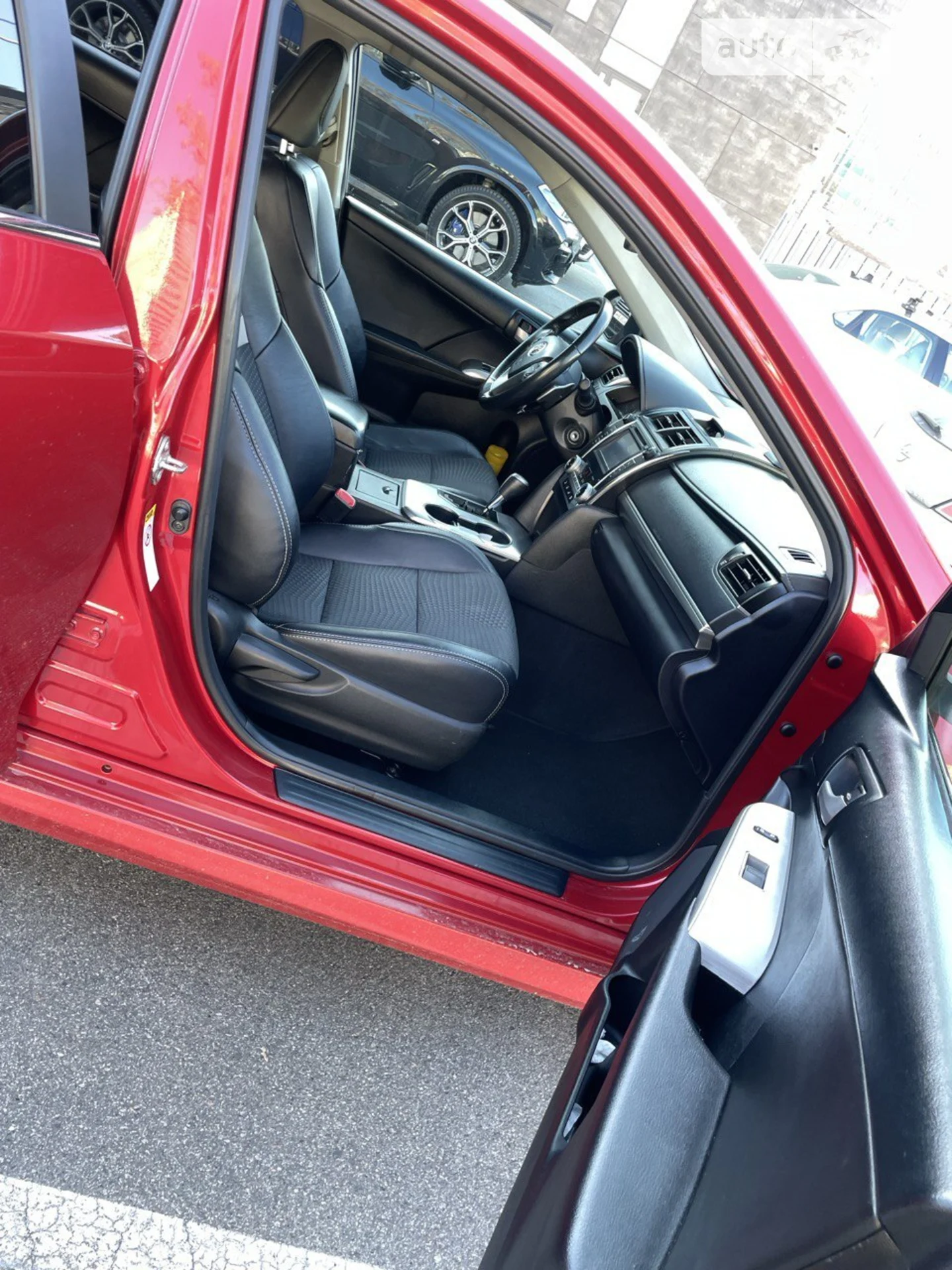 2013 Toyota Camry - мініатюра 27