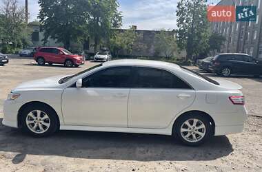 Седан Toyota Camry 2009 в 
