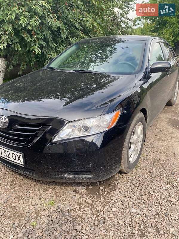 Седан Toyota Camry 2007 в Львові