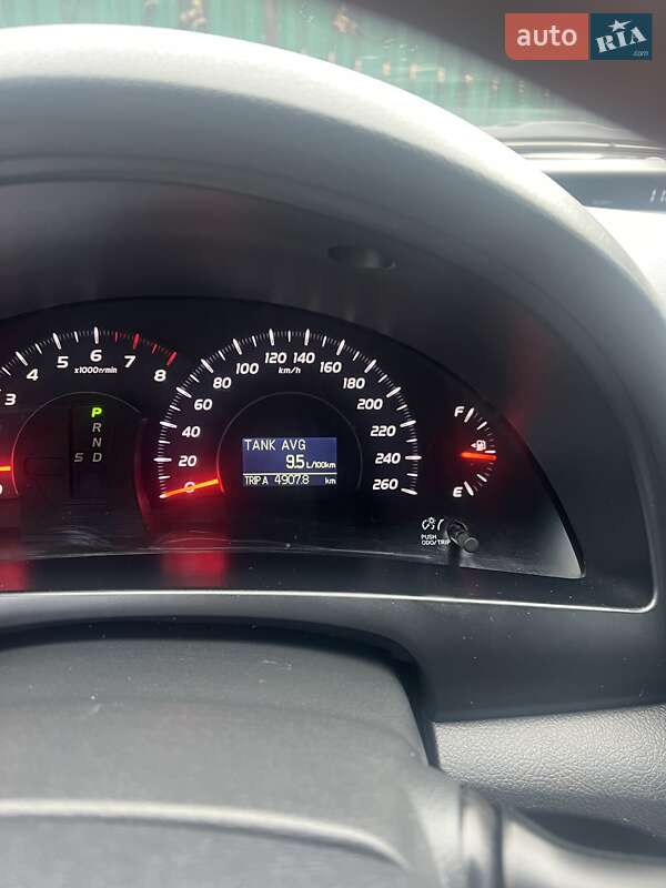Седан Toyota Camry 2008 в Умані