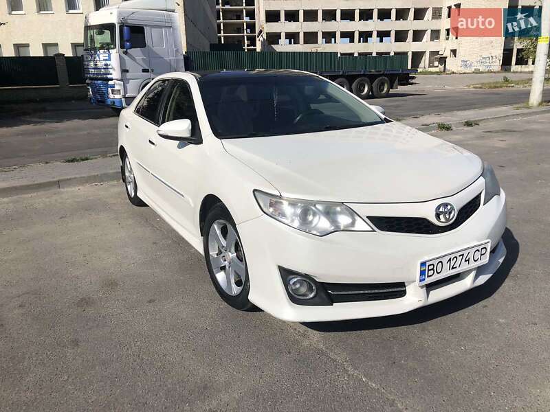 Седан Toyota Camry 2012 в Тернополе фото 5 Седан Toyota Camry 2012 в Тернополе