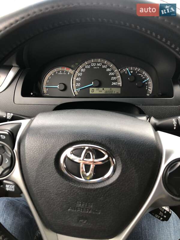 Седан Toyota Camry 2012 в Тернополе фото 13 Седан Toyota Camry 2012 в Тернополе