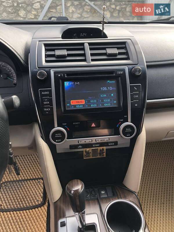 Седан Toyota Camry 2012 в Тернополе фото 14 Седан Toyota Camry 2012 в Тернополе