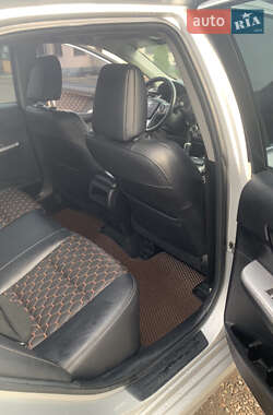 Седан Toyota Camry 2014 в Харкові